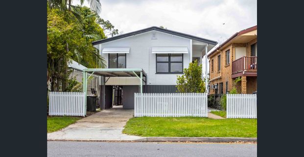 Newly Renovated Family Home! - Photo 1