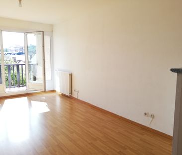 Location Appartement 3 pièces 68m² - Photo 5