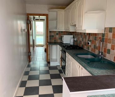 Room in a Shared House, Terry Road, CV1 - Photo 3