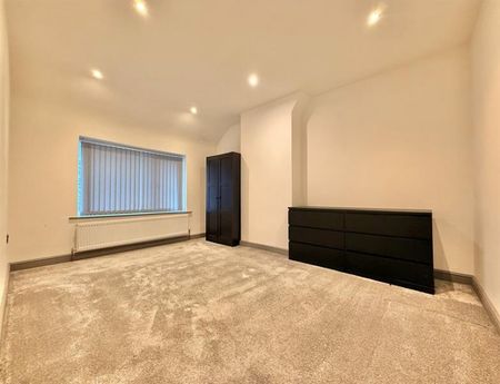 3 Bedroom Semi Detached To Let - Photo 5