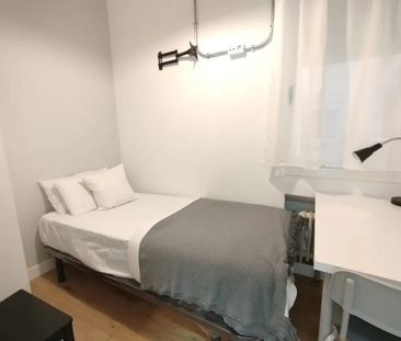 Avenida del Mediterráneo, Madrid, Community of Madrid 28007 - Photo 4