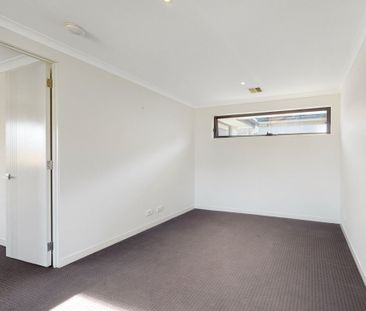 49 Radnor Street, Camberwell VIC 3124 - Townhouse For Rent | Domain - Photo 5