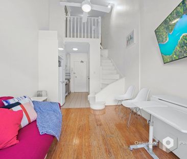 Loft Style Apartment in the Heart of Cremorne - Photo 6