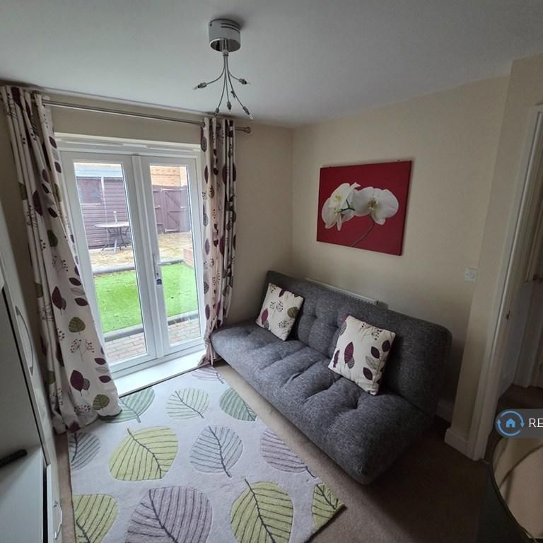 3 bedroom terraced house to rent - Photo 1