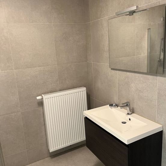 Appartement te huur - Photo 1