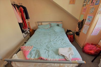 3 bedroom House in Burley Lodge Terrace, Leeds - Photo 5