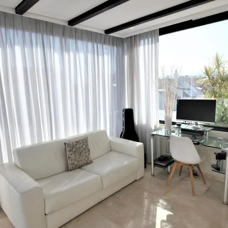 Casa o chalet de alquiler en Pintor Losada, 61, Lomas de Marbella Club - Foto 1