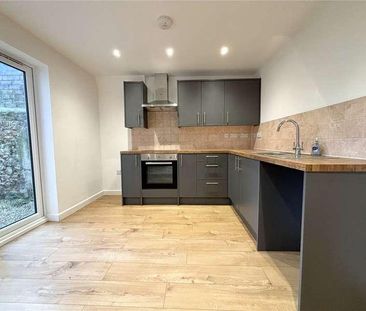 Castilian Street, Northampton, Northamptonshire, NN1 - Photo 6