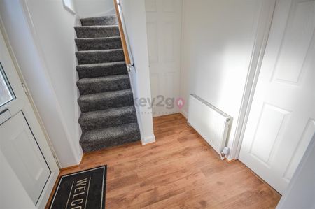 Norwood Crescent, Killamarsh, Sheffield - Photo 2