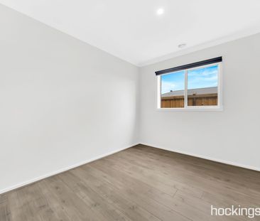 BRAND NEW FAMILY HOME IN HEART OF WOODSTOCK - Photo 3