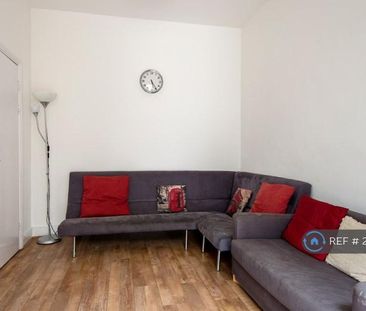 6 bedroom terraced house to rent - Photo 1