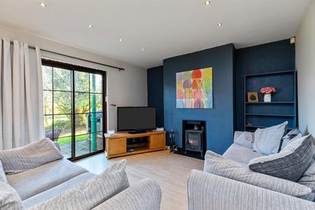 11 Downview Lodge - Photo 3