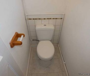 3 bedroom property to rent in Warrington - Photo 2