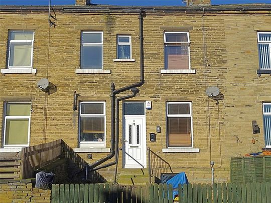 2 bedroom terraced house to rent - Photo 1
