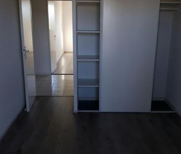 Location Appartement 4 pièces 81m² TOULOUSE 31200 - Photo 5