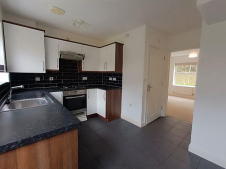 2 bedroom semi-detached house to rent - Photo 5