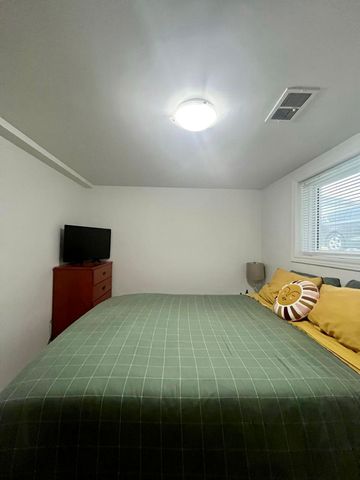 For Lease - 8 Carlotta Avenue Unit# B, Vanier and Kingsview Park, Ontario - Photo 5