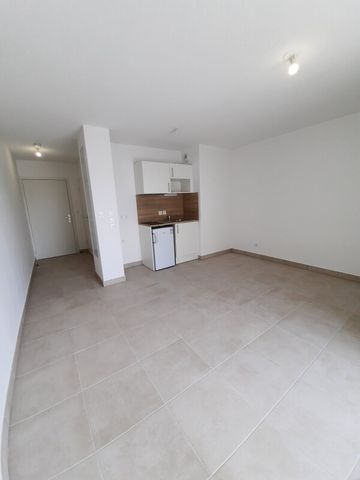 Location Appartement 1 pièce 26m² JUVIGNAC 34990 - Photo 2
