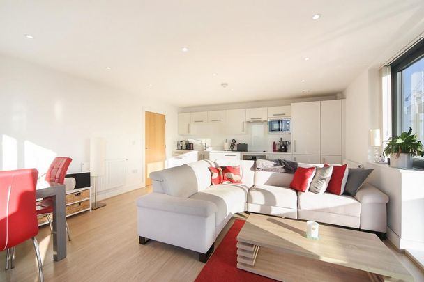 2 bedroom apartment to rent - Photo 1