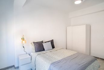 Carrer de Sant Lluís Bertran, Torrent, Valencian Community 46900