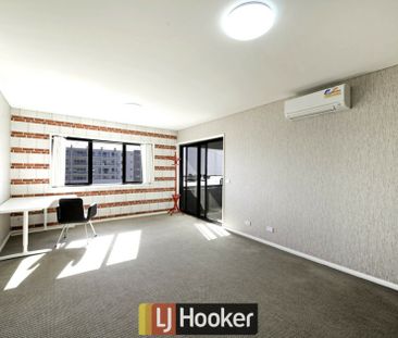 Modern Living in Prime Harrison Location - Photo 3