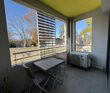 Beau T3 meublé - Résidence Jardins du Cloitre , - Photo 3