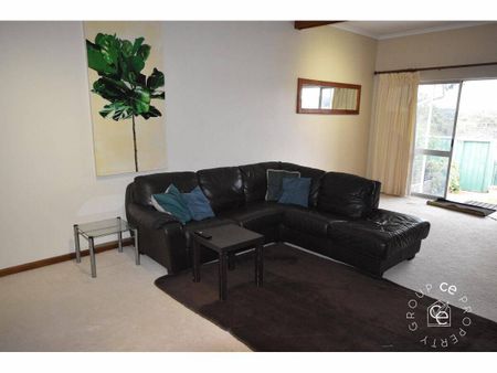 Comfortable, furnished home with inground pool - Photo 3