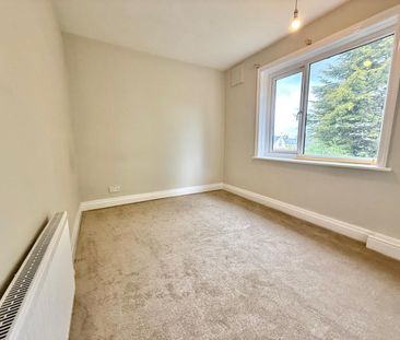 4 bedroom terraced house to rent - Photo 5