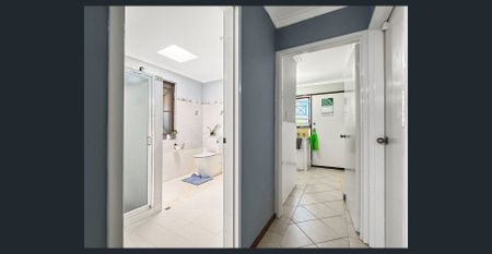 Comfortable & Convenient Family Home in the Heart of Dudley Park! - Photo 5