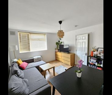 1 Bed Flat, London, NW11 - Photo 1
