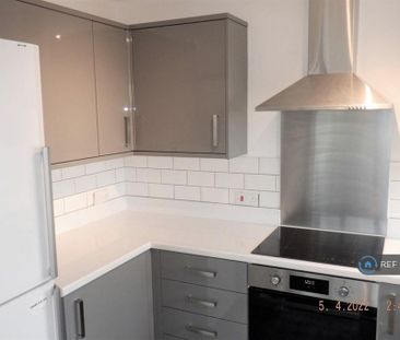 2 bedroom flat to rent - Photo 3