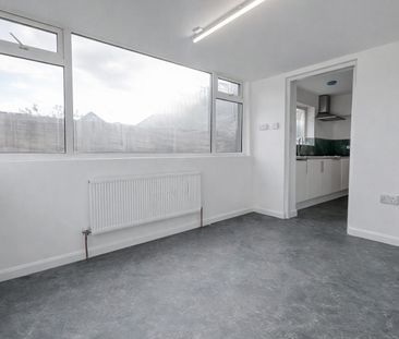 4 Bedroom House To Let - HP12 - Photo 2