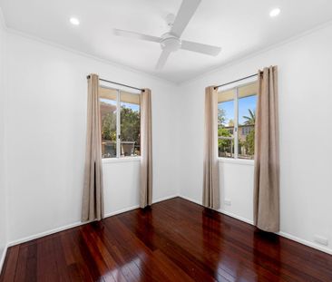 Large Family home in Chermside West!! - Photo 2