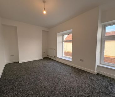 2 bedroom house to rent - Photo 2