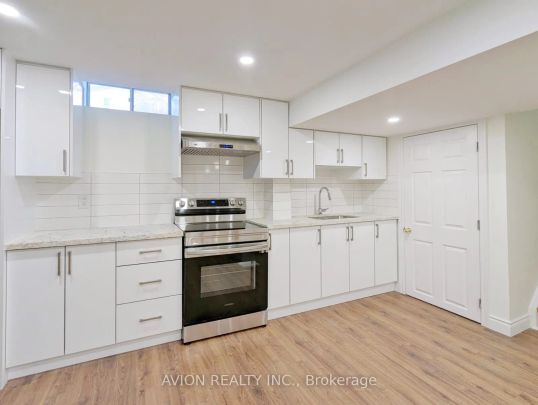 28 Michener Crescent #BSMT - Photo 1