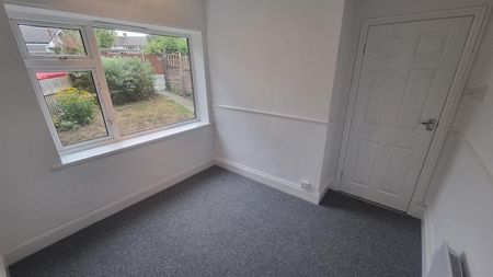 2 BED Maisonette To rent - Photo 4