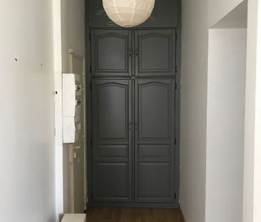 Location Appartement 2 pièces 46m² - Photo 2