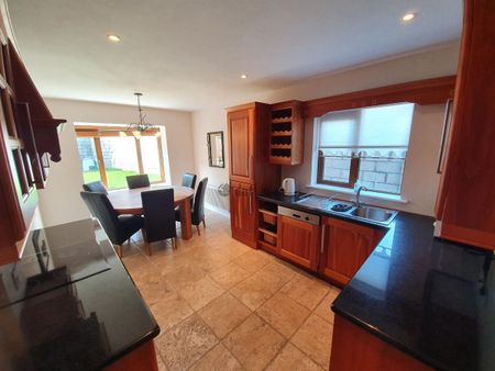 House to rent in Cork, Edgewood - Photo 5