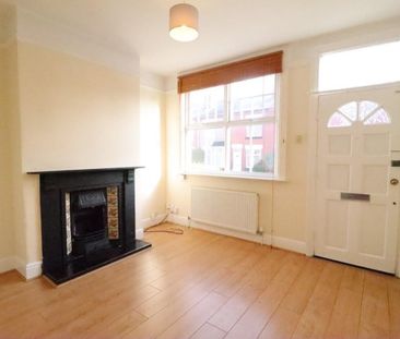 2 BED Terraced House To rent - Photo 2