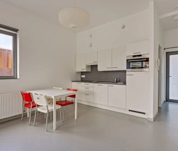 Charmante, lichtrijke studio in Leuven centrum - opp. 48m² - EPC 79... - Photo 2