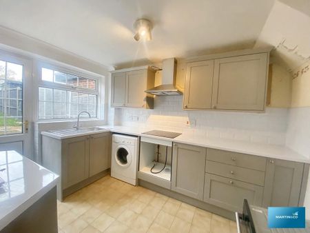 2 bedroom terraced house to rent - Photo 4