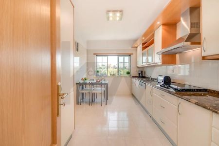 Apartment T3 in Alcabideche, Cascais - Photo 4