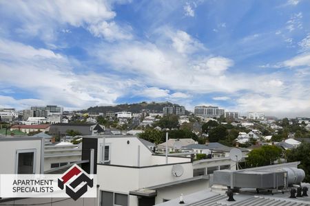 Ponsonby Penthouse Apartment - Photo 2