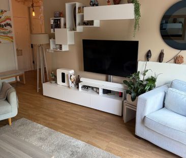 Location Appartement 3 pièces 67m² - Photo 3