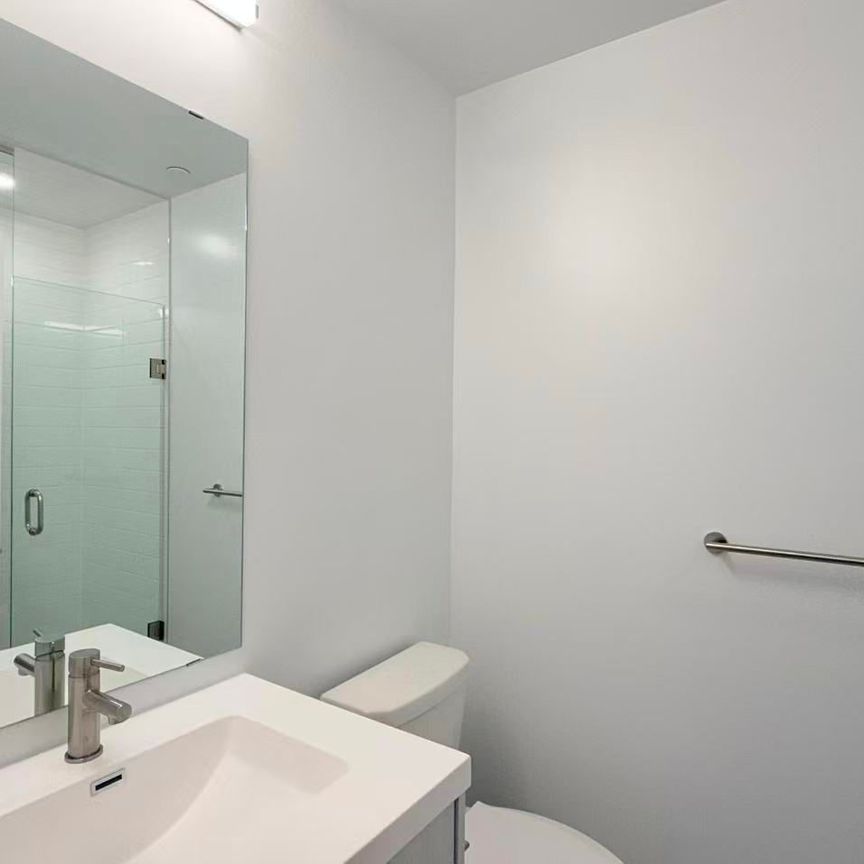 For Lease - 20 Soudan Avenue Unit# 1103, Toronto, Ontario - Photo 1