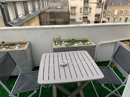Location Appartement 2 pièces 45m² LAVAL 53000 - Photo 4