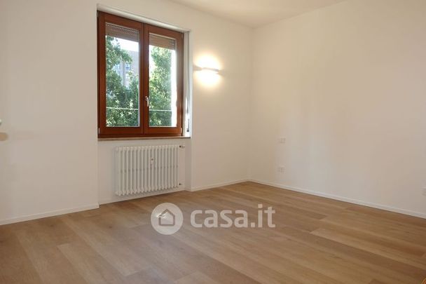 Trilocale in Affitto in Via Francesco Carlini 5 a Milano - Photo 1