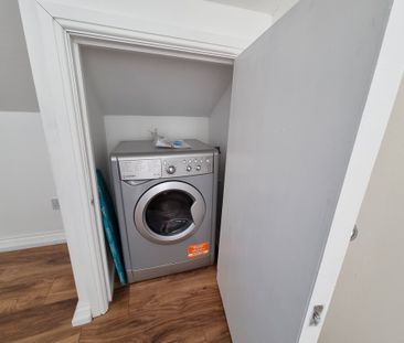 1 Bed Student Accommodation - Photo 2