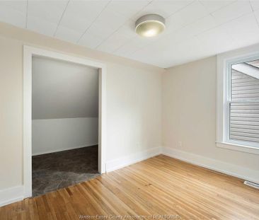 For Lease - 1605 DOUGALL Avenue Unit# UPPER, Windsor, Ontario - Photo 2