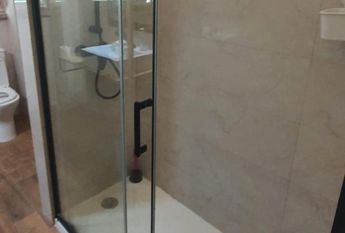 Quartos em Lisboa metro Roma e EntreCampos